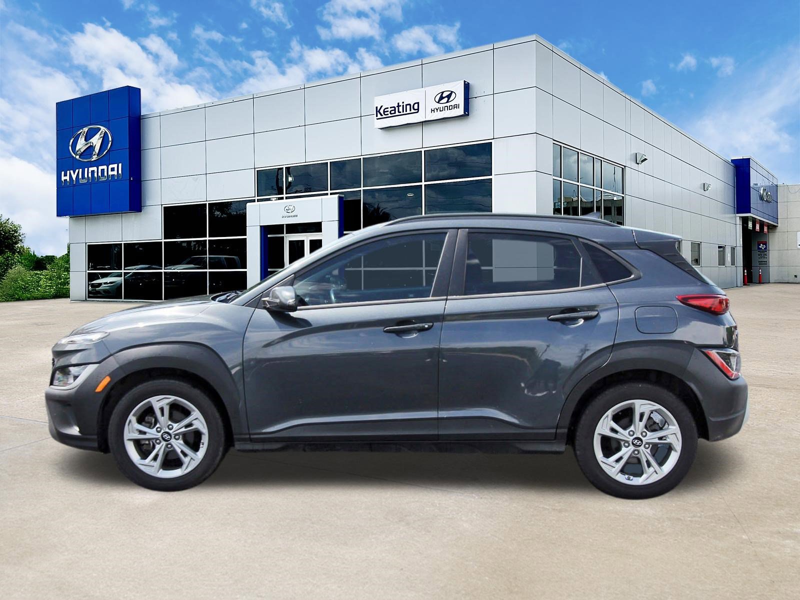Certified 2022 Hyundai Kona SEL w/ Convenience Package FWD image 8