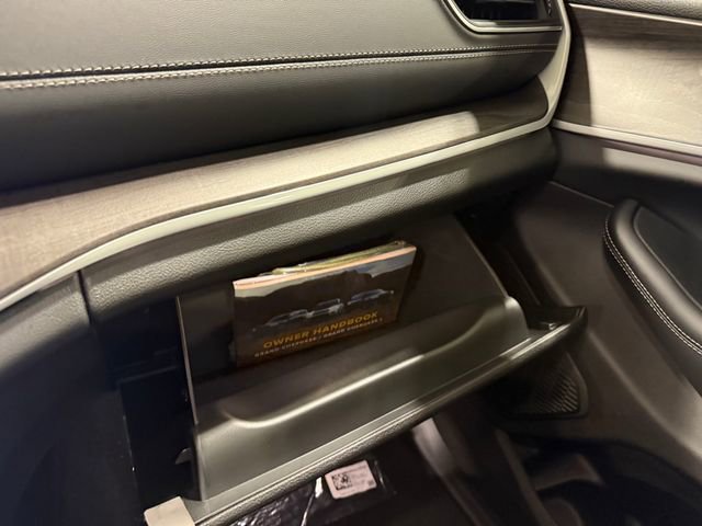 New 2025 Jeep Grand Cherokee Limited w/ Luxury Tech Group II image 29