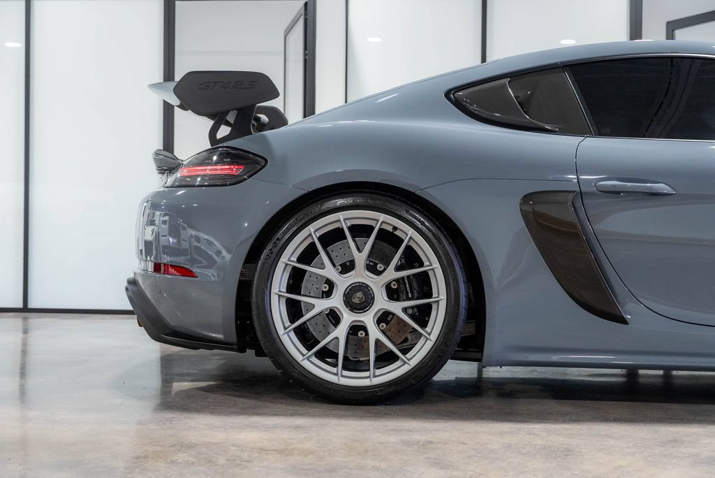 Used 2024 Porsche 718 Cayman GT4 RS RWD image 33