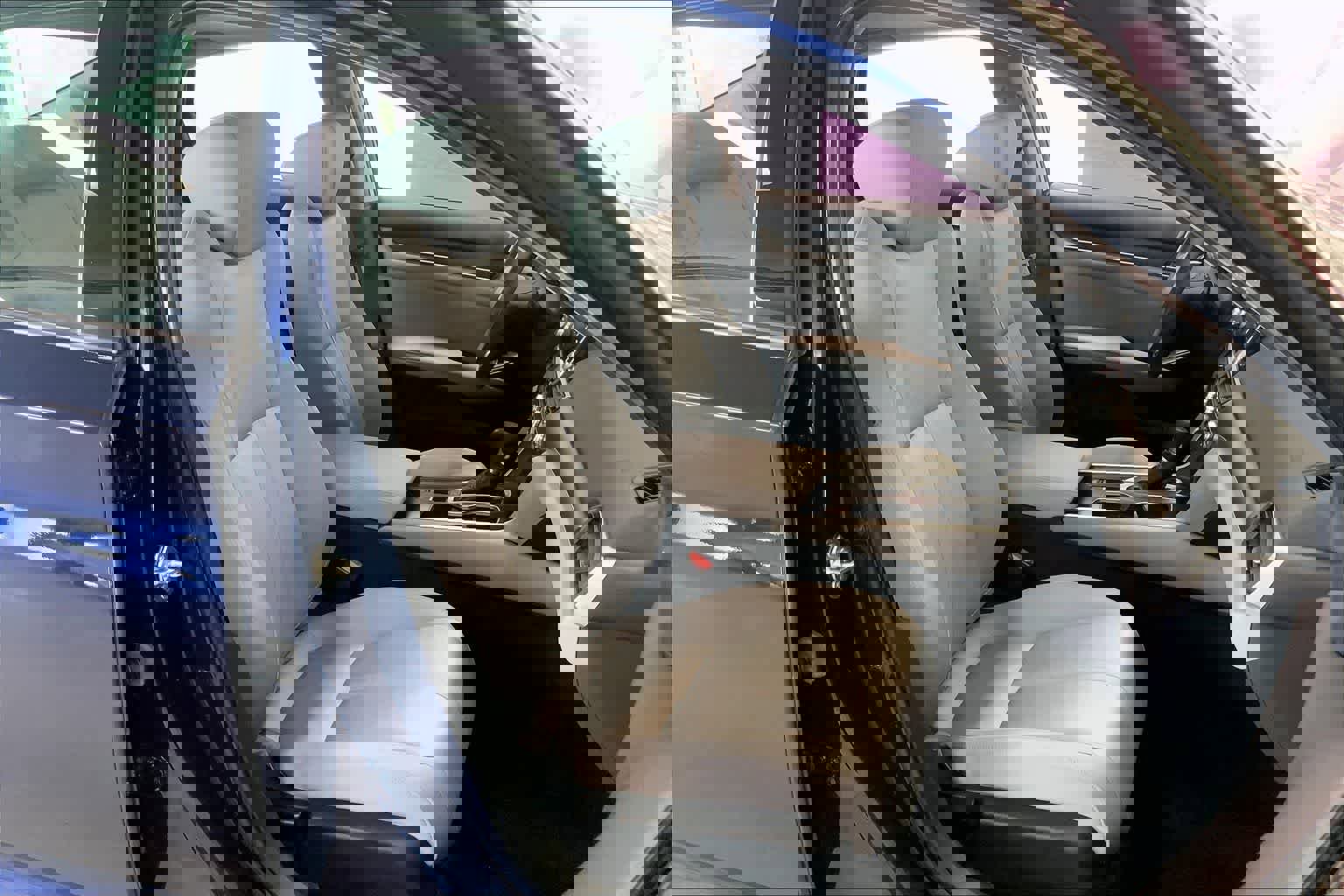 Used 2018 Honda Accord EX image 12