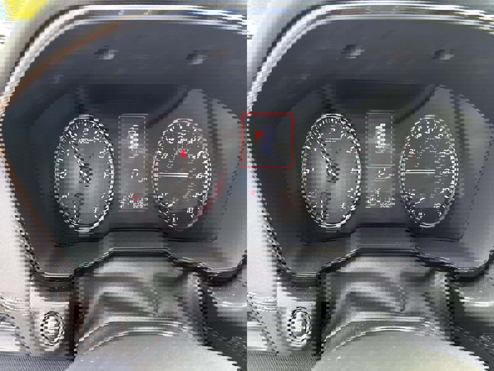 Used 2021 Subaru Outback Premium image 14