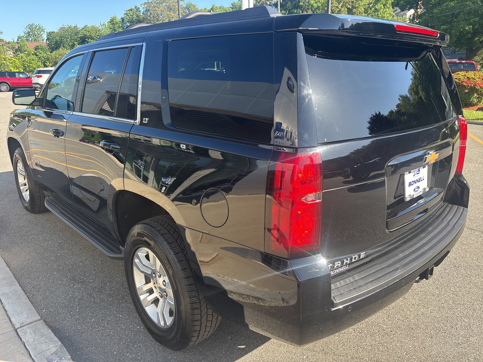 Used 2019 Chevrolet Tahoe LT AWD/4WD image 6