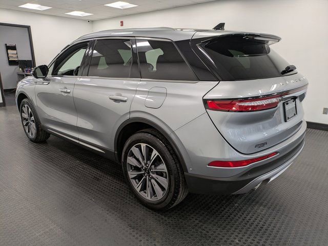 Certified 2022 Lincoln Corsair Reserve w/ Equipment Group 201A image 6