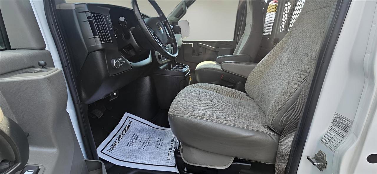 Used 2022 Chevrolet Express 2500 w/ Driver Convenience Package image 10
