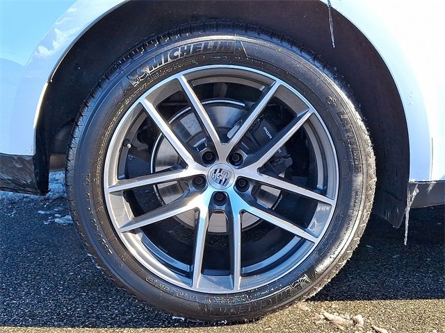 Used 2025 Porsche Macan image 14