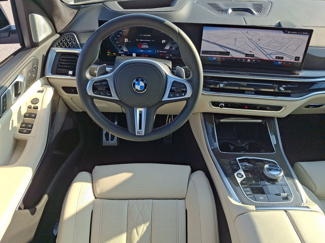 Used 2025 BMW X5 M60i AWD/4WD image 11