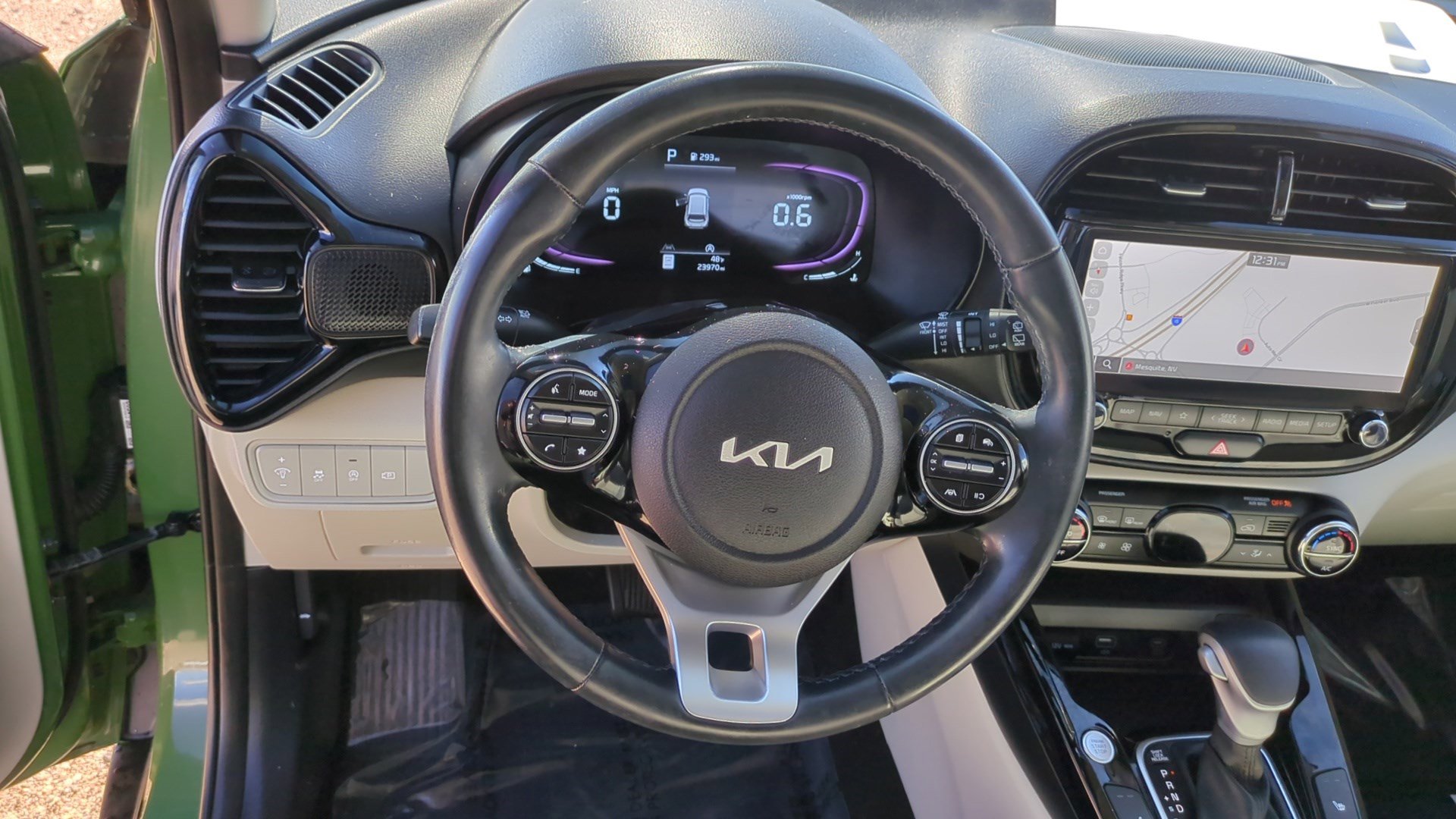 Used 2023 Kia Soul EX image 17