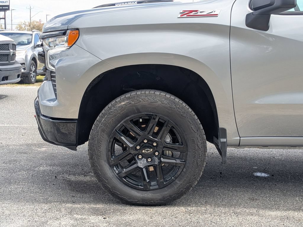 Used 2025 Chevrolet Silverado 1500 LT Trail Boss w/ Protection Package AWD/4WD image 11