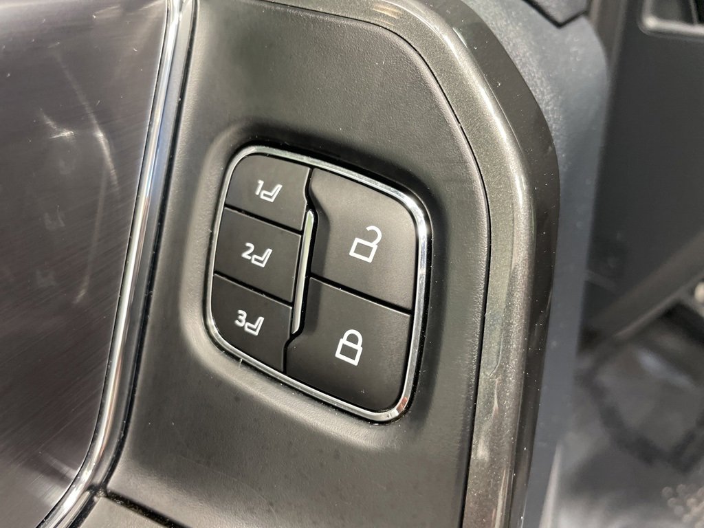 Used 2023 Ford F150 Lariat w/ Equipment Group 502A High image 28