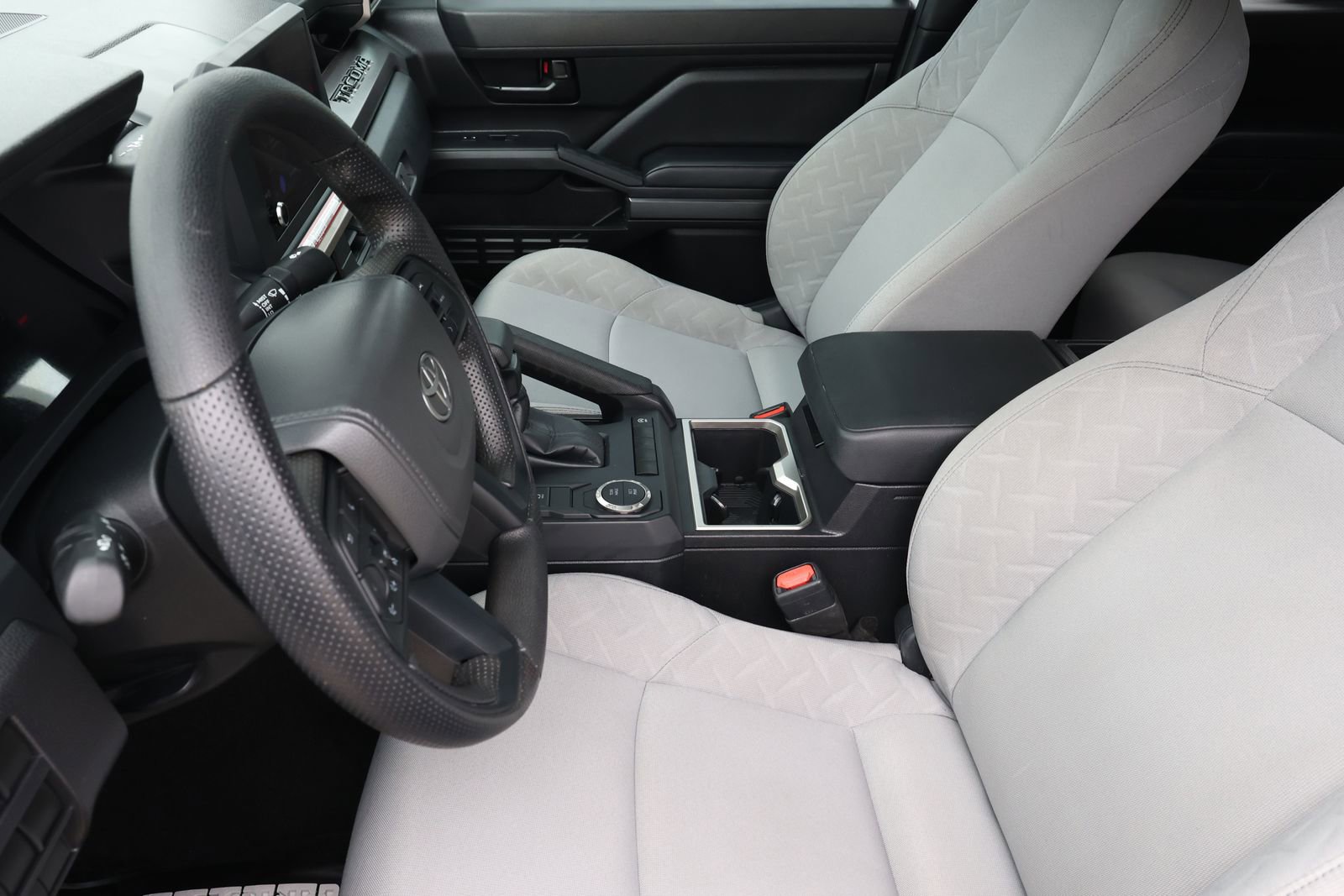 Used 2025 Toyota Tacoma SR5 RWD image 14