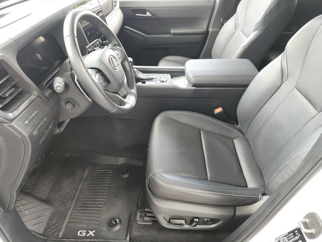 Used 2024 Lexus GX 550 w/ Accessory Package (Z1) AWD/4WD image 10
