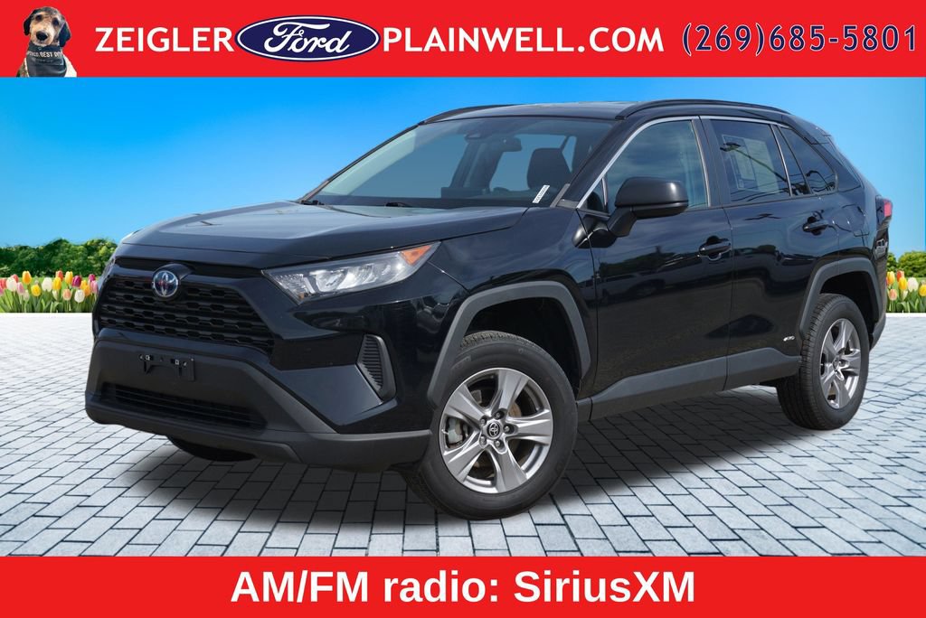 Used 2022 Toyota RAV4 LE AWD/4WD image 1