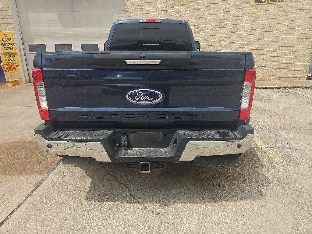 Used 2017 Ford F350 Lariat w/ Chrome Package AWD/4WD image 4
