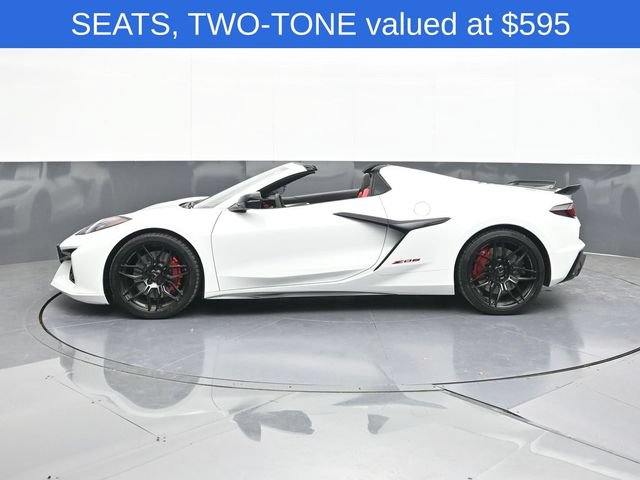 Used 2024 Chevrolet Corvette Z06 RWD image 8