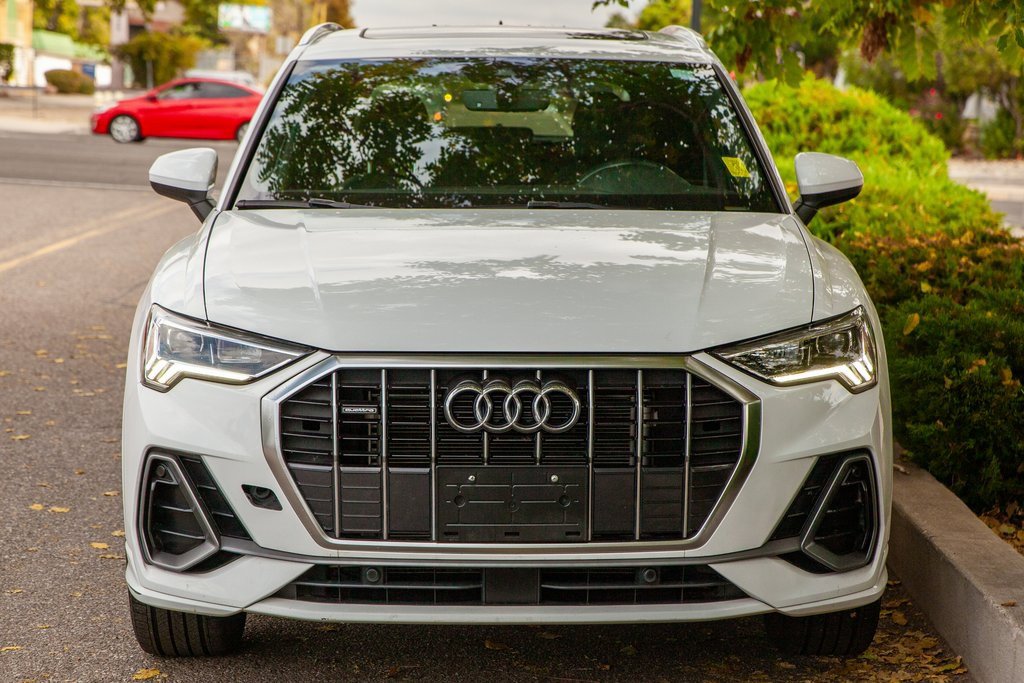 Used 2024 Audi Q3 2.0T Premium image 3
