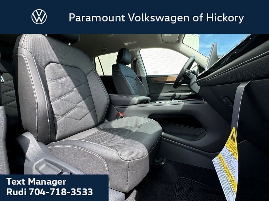 New 2026 Volkswagen Atlas SE image 18