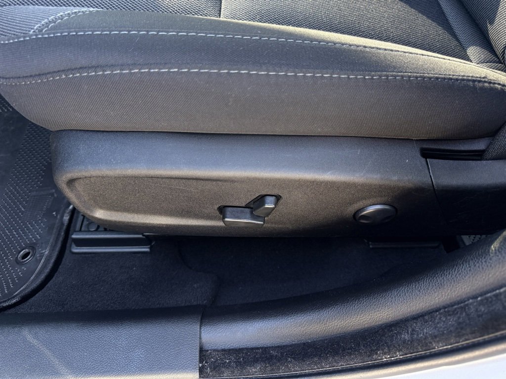 Used 2022 Dodge Charger SXT image 11