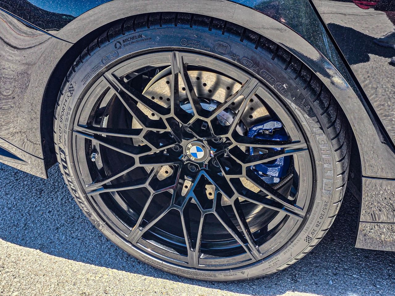 Used 2021 BMW M3 Competition w/ Executive Package RWD image 9