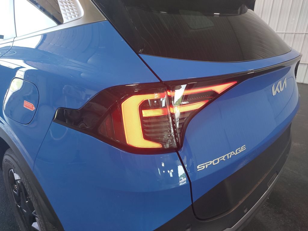 New 2026 Kia Sportage EX AWD/4WD image 35