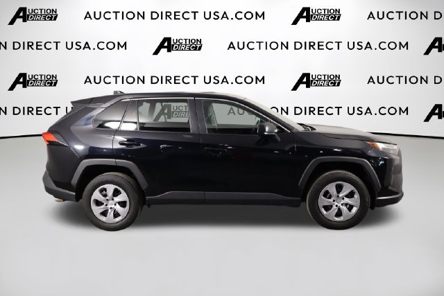 Used 2024 Toyota RAV4 LE FWD image 43