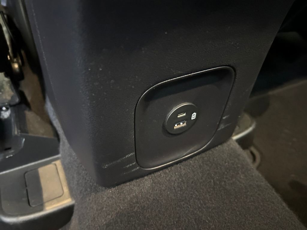 Used 2022 Ford Escape SEL image 35