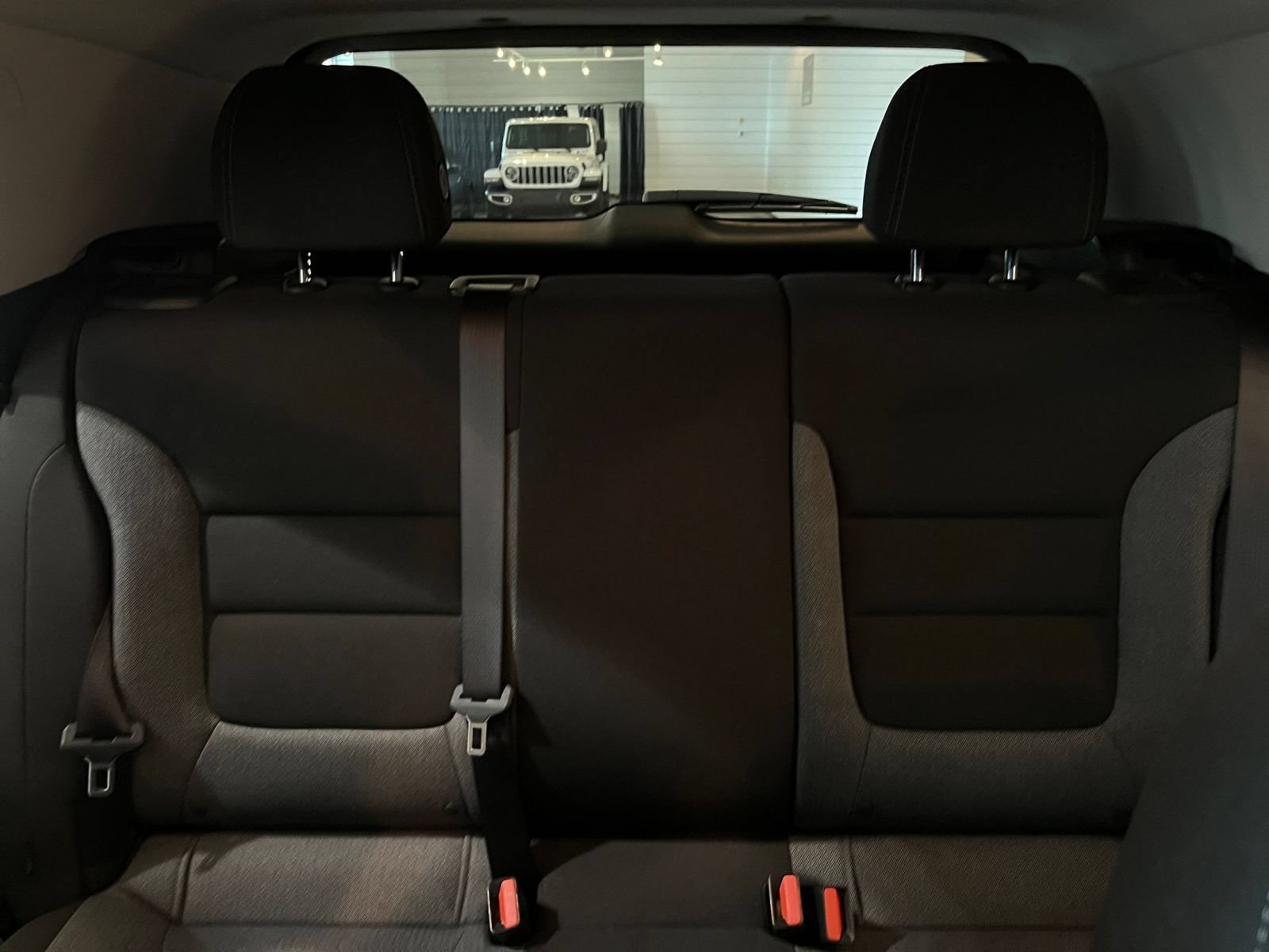 Used 2025 Chevrolet TrailBlazer LT FWD image 37