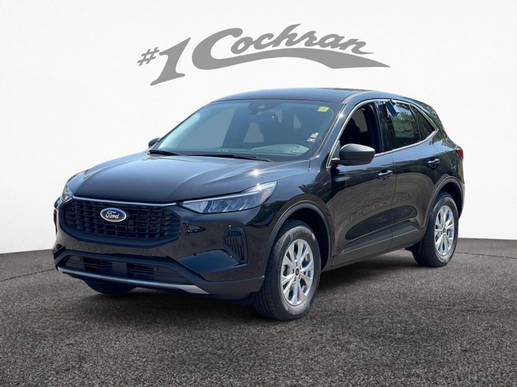 New 2025 Ford Escape Active w/ Active Premium Tech Pack image 3