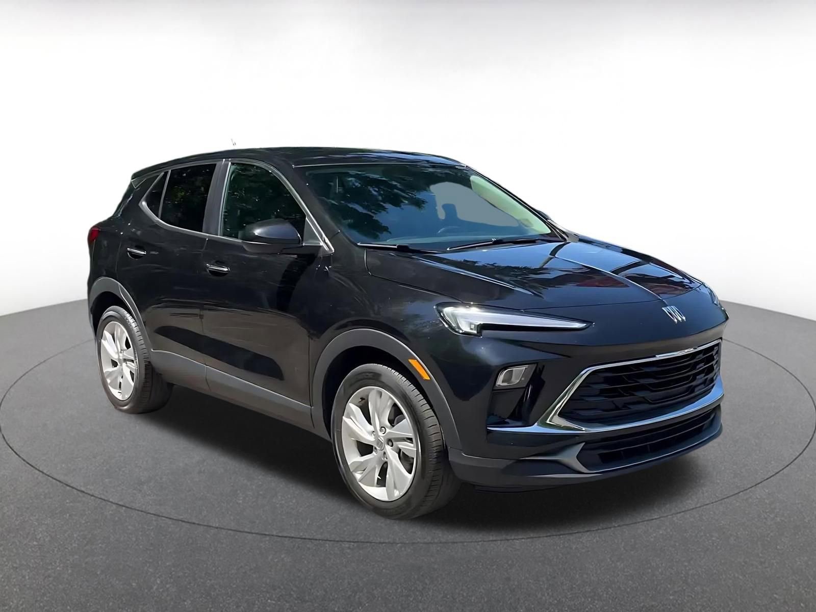 Used 2025 Buick Encore GX Preferred FWD image 3