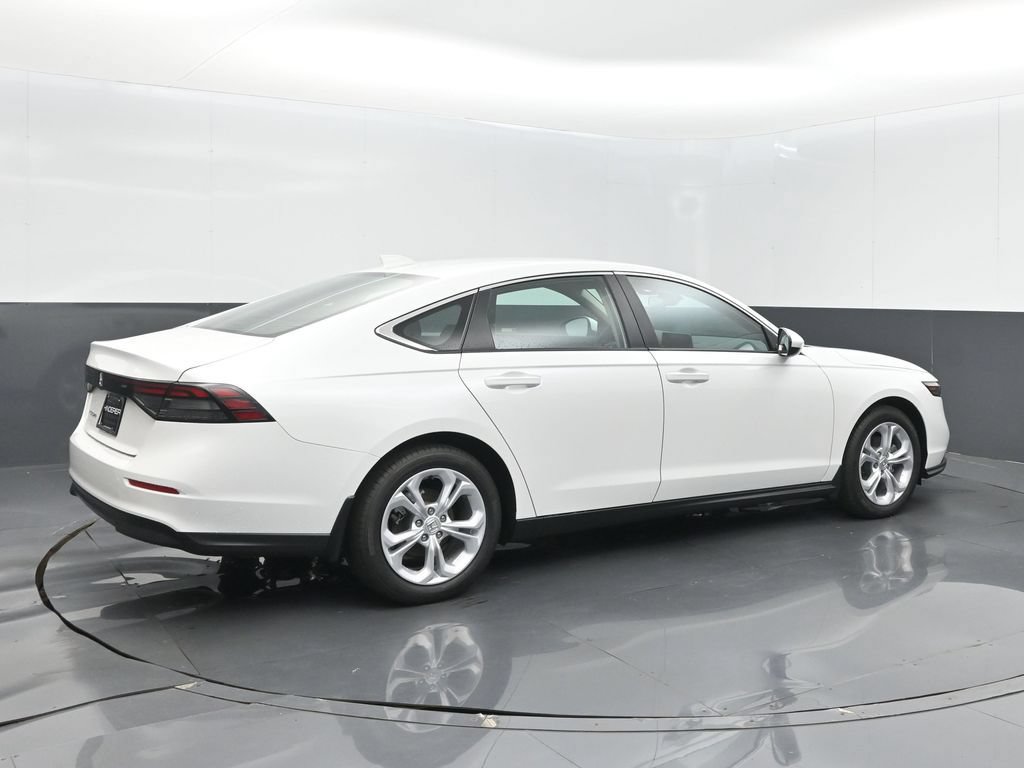 New 2025 Honda Accord LX image 8