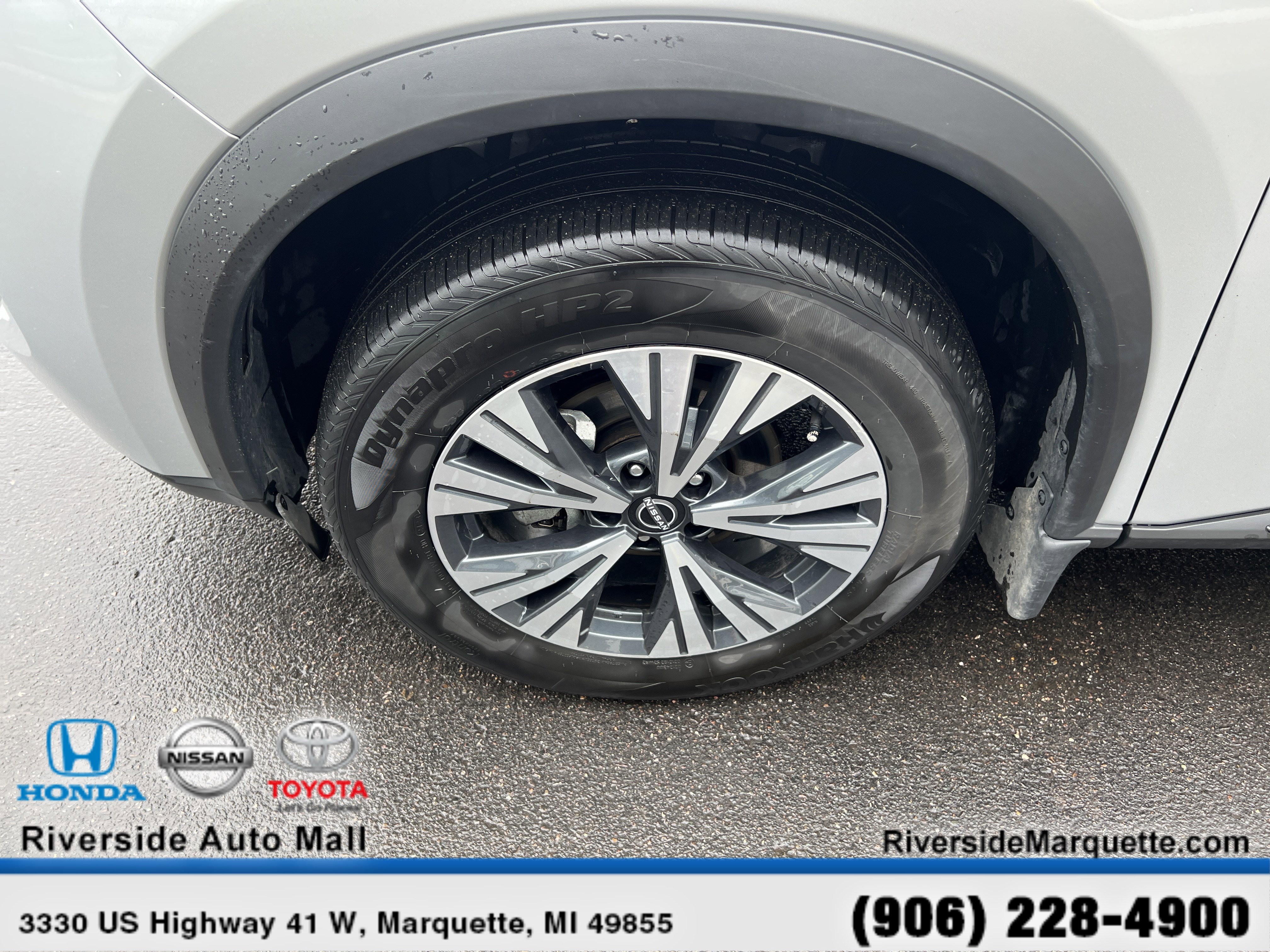 Used 2023 Nissan Rogue SV w/ SV Premium B Package AWD/4WD image 11