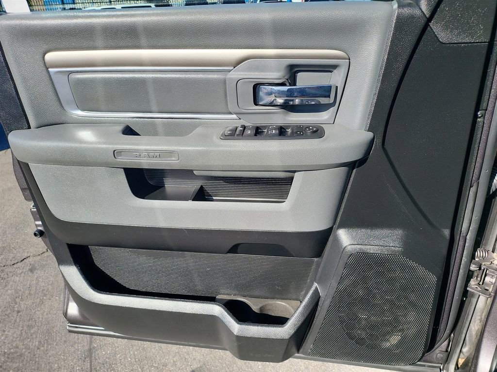 Used 2020 RAM 1500 Classic Warlock w/ Electronics Group image 12