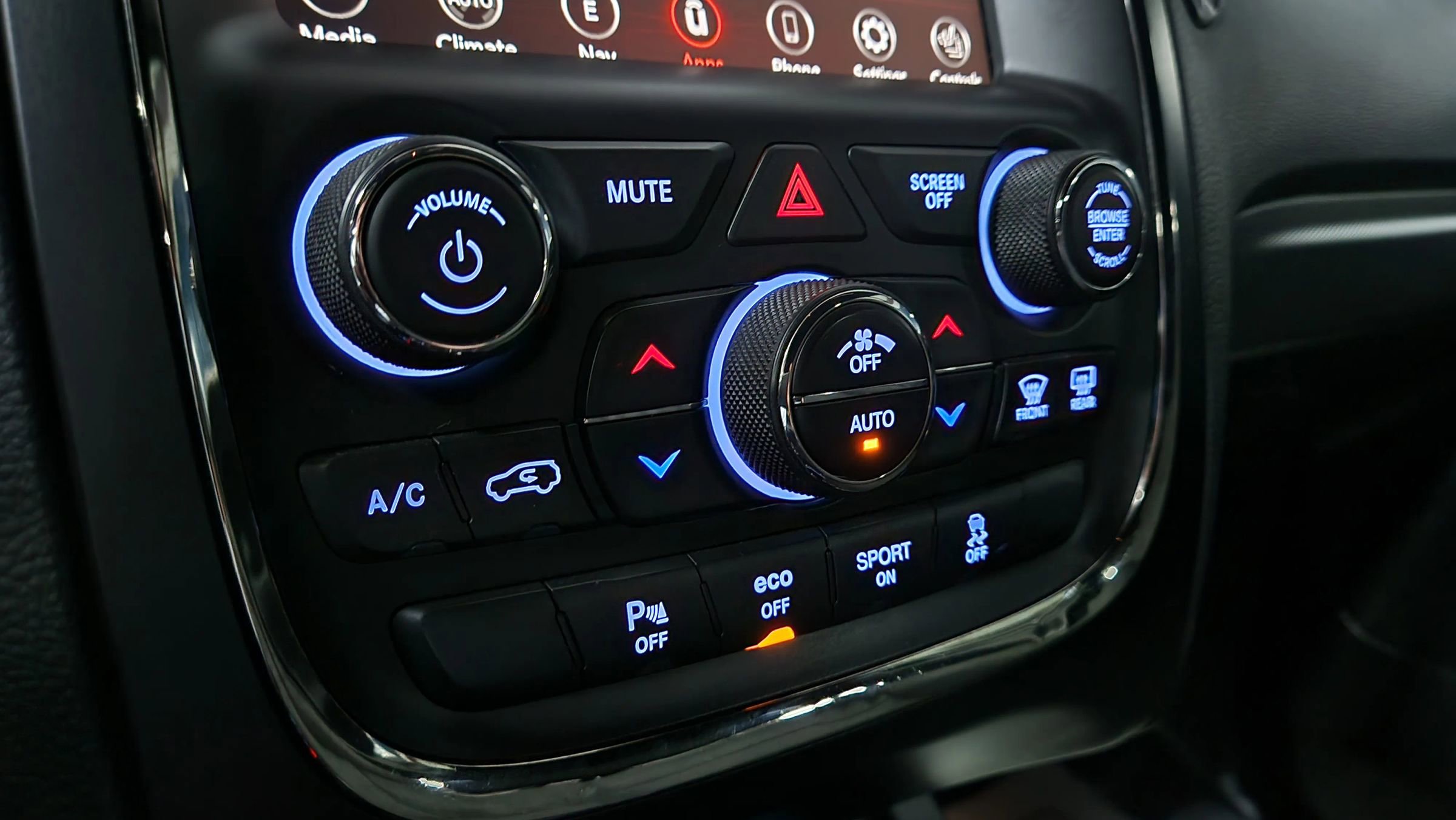 Used 2020 Dodge Durango R/T w/ Blacktop Package image 33