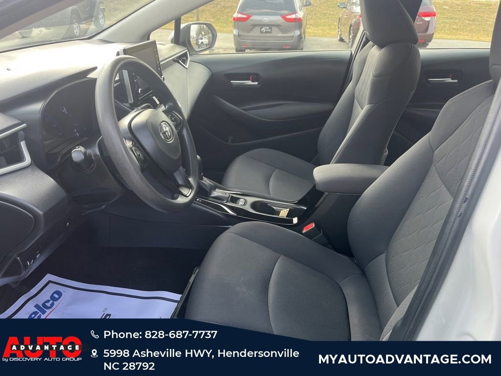 Used 2021 Toyota Corolla LE w/ Carpet Mat Package (TMS) FWD image 22
