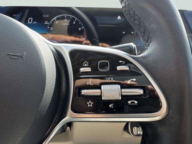 Used 2023 Mercedes-Benz GLA 250 w/ Premium Package image 24