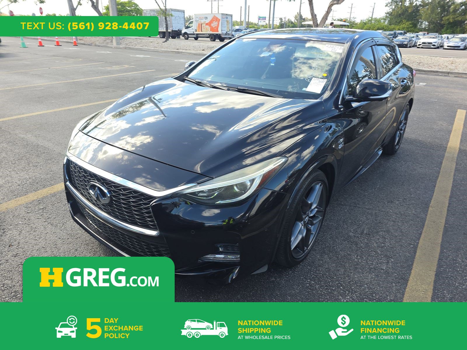 Used 2017 INFINITI QX30 Sport FWD image 1