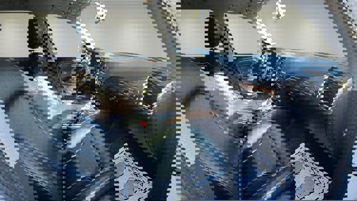 Used 2017 Audi Q5 2.0T Premium Plus w/ Technology Package image 13