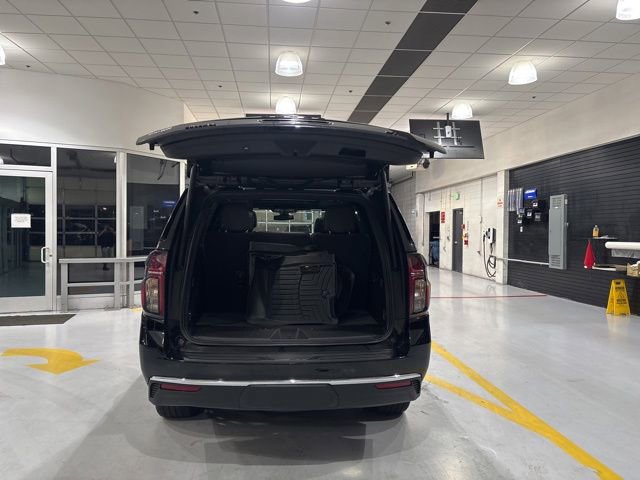 Used 2022 Chevrolet Tahoe LT w/ Luxury Package AWD/4WD image 42