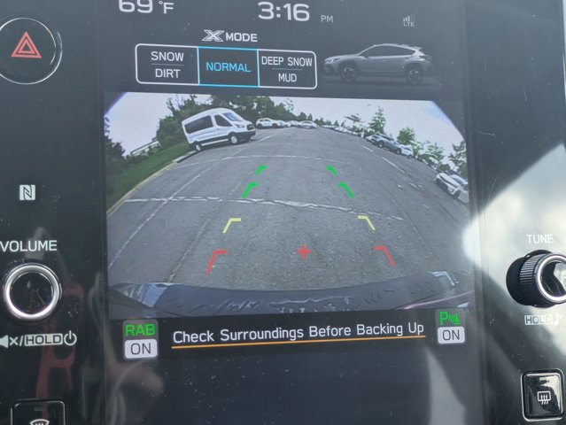 Used 2024 Subaru Crosstrek 2.5i Limited w/ Crosstrek Mirror Package AWD/4WD image 13