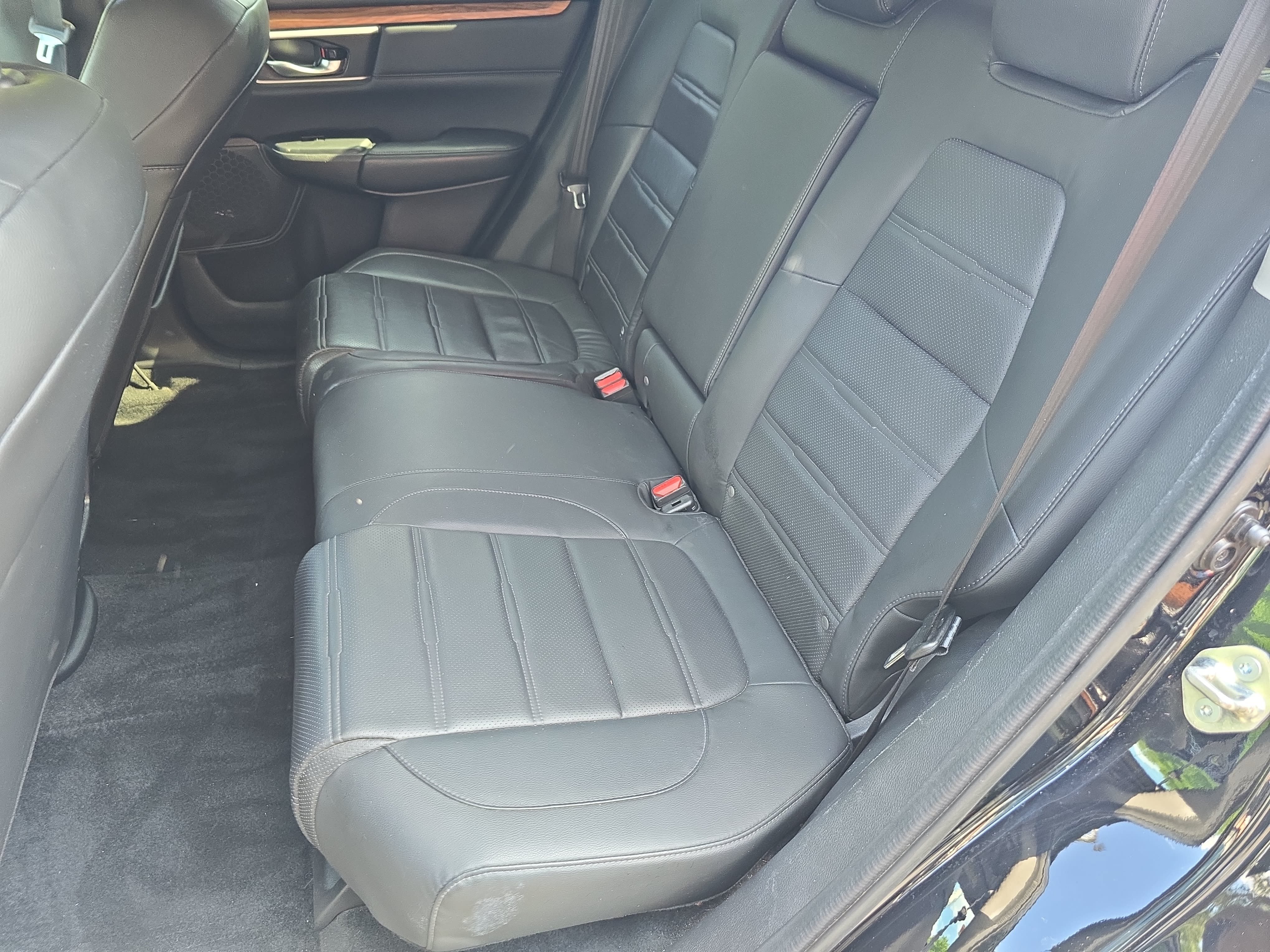 Used 2020 Honda CR-V Touring image 14