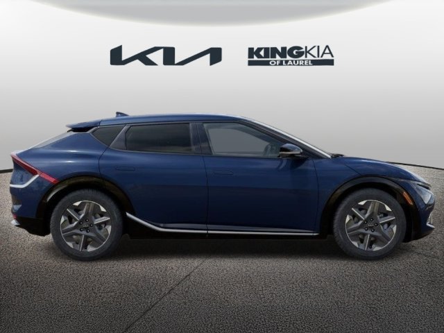 New 2026 Kia EV6 Light RWD image 8