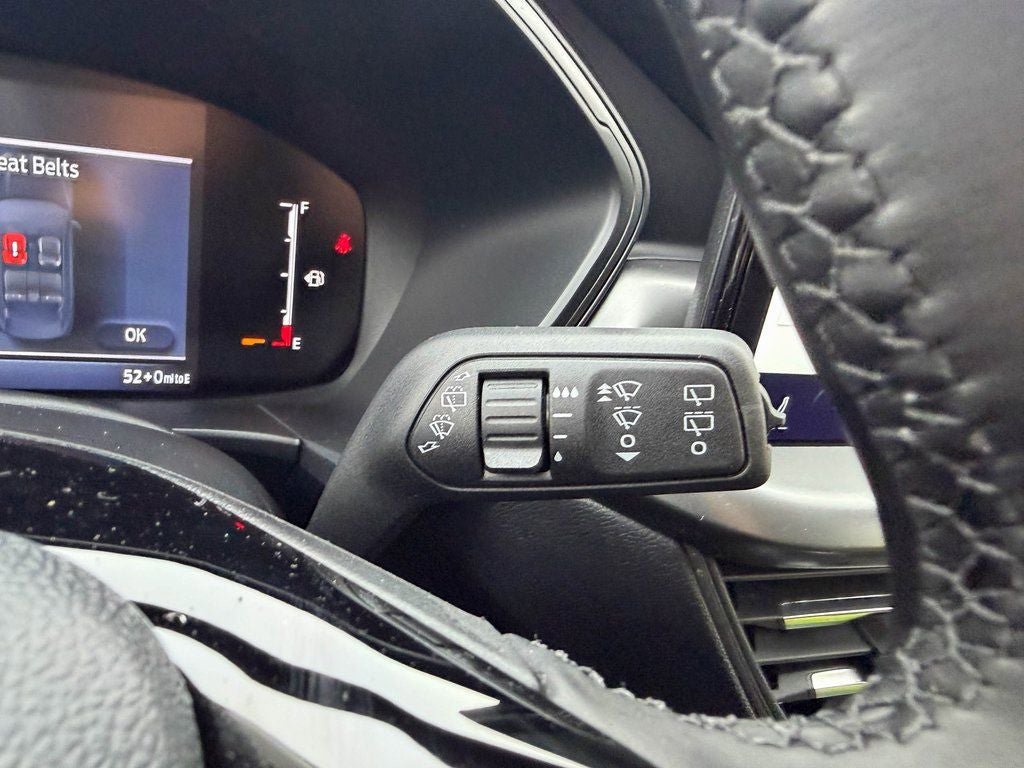New 2026 Ford Escape SE FWD image 31