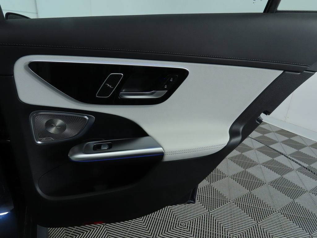 New 2025 Mercedes-Benz C 300 Sedan image 28