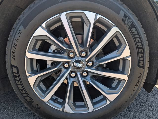 Used 2024 Cadillac Lyriq Sport w/ LPO, Floor Liner Package AWD/4WD image 9