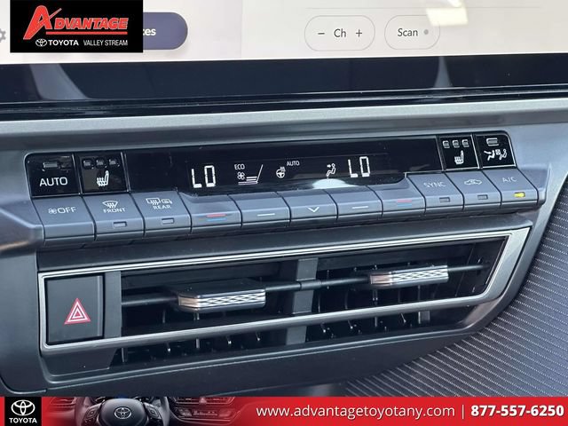 Certified 2025 Toyota Camry SE w/ Multimedia Upgrade Package AWD/4WD image 35
