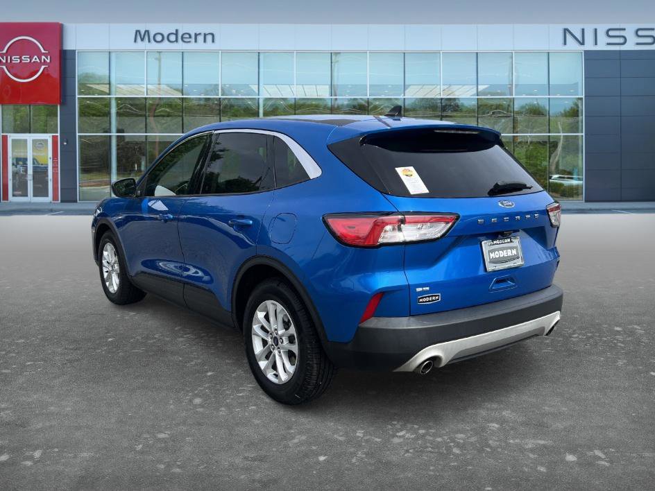 Used 2021 Ford Escape SE image 7