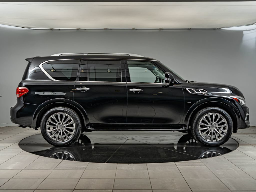 Used 2017 INFINITI QX80 4WD w/ Driver Assistance Package image 4