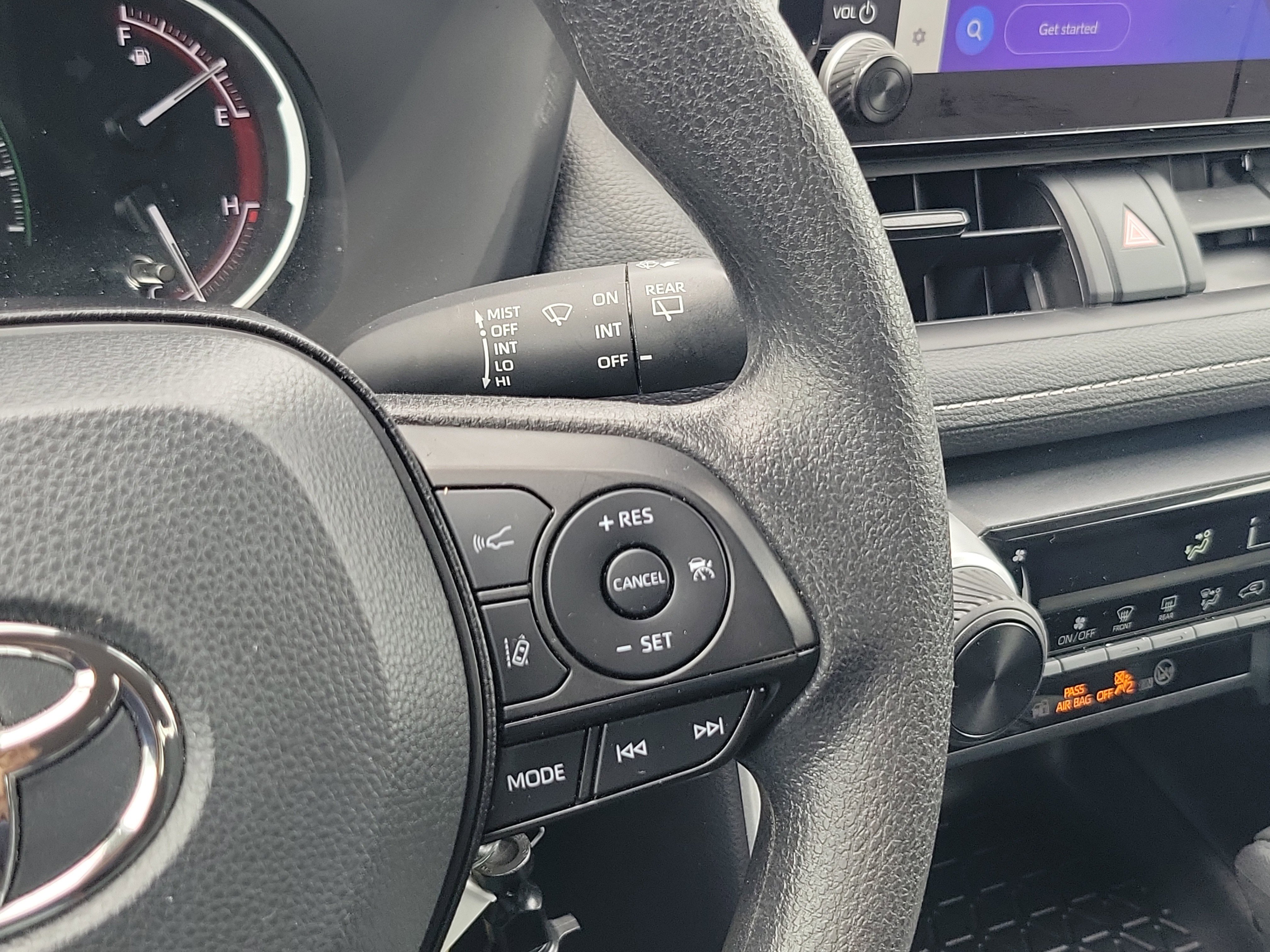 Certified 2025 Toyota RAV4 LE image 25