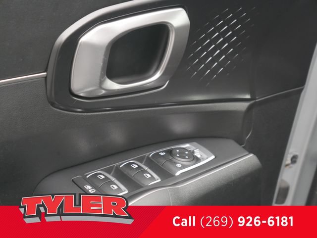 Used 2021 Kia Sorento S w/ Panoramic Sunroof Package AWD/4WD image 22
