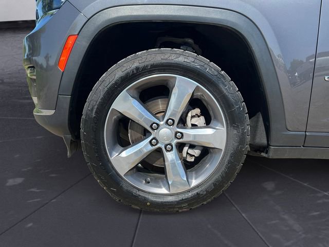 Used 2021 Jeep Grand Cherokee L Limited AWD/4WD image 14