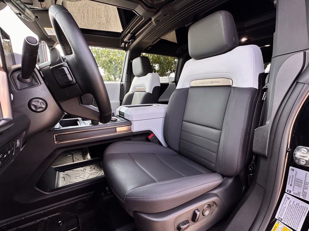 Used 2025 GMC Hummer EV 3X AWD/4WD image 8